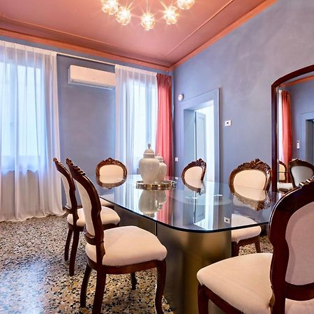 The Arsenal Large Apartment Venesia Bagian luar foto