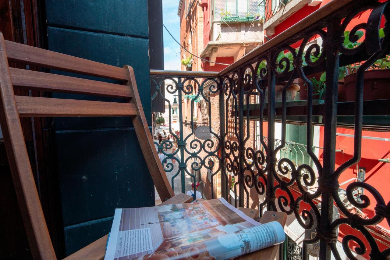 The Arsenal Large Apartment Venesia Bagian luar foto